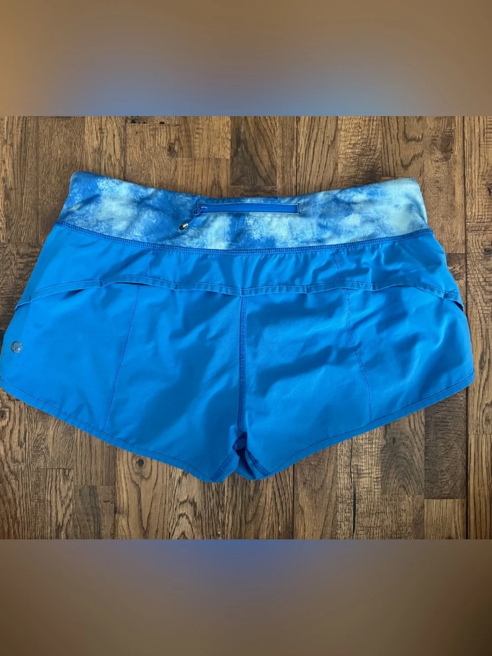 Lululemon‎ Speed Short Pipe Dream Blue Tidal Trip Women's Size 8 W7578S C